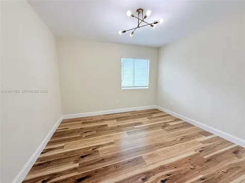 4340 SW 19th Street West Park FL 33023