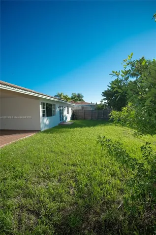 15002 SW 67th Lane Miami FL 33193