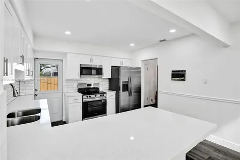 6300 SW 62nd Place South Miami FL 33143