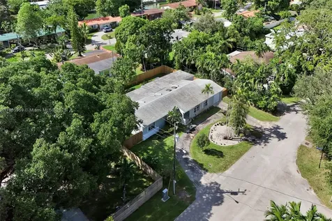 6300 SW 62nd Place South Miami FL 33143
