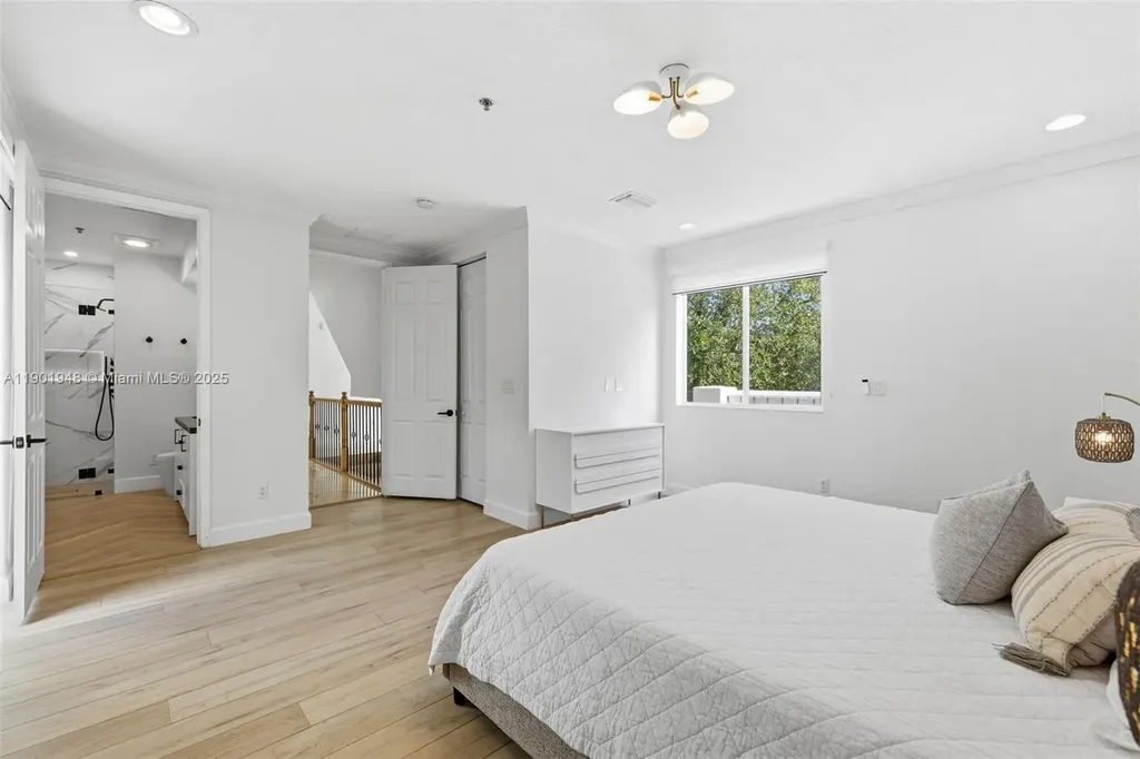 623 NE 11th Avenue Fort Lauderdale FL 33304