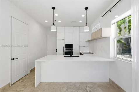 623 NE 11th Avenue Fort Lauderdale FL 33304