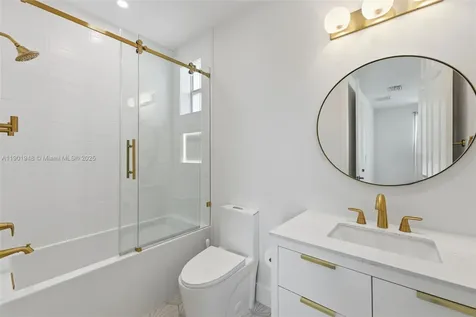 623 NE 11th Avenue Fort Lauderdale FL 33304