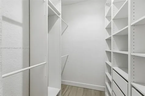 623 NE 11th Avenue Fort Lauderdale FL 33304