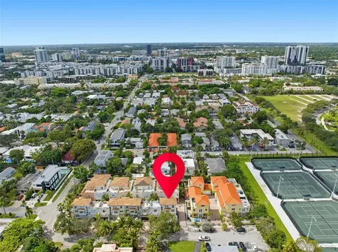 623 NE 11th Avenue Fort Lauderdale FL 33304