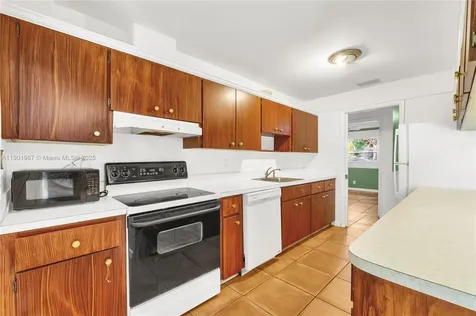 3382 SE Hawthorne Street Stuart FL 34997