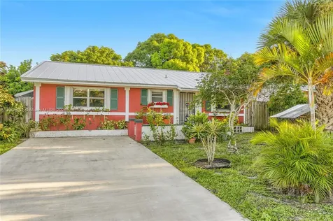 3382 SE Hawthorne Street Stuart FL 34997