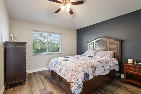 20888 NW 1st Street Pembroke Pines FL 33029
