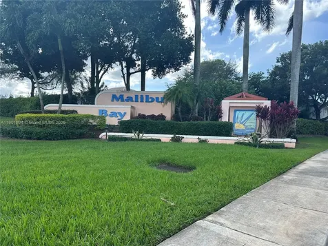 20888 NW 1st Street Pembroke Pines FL 33029