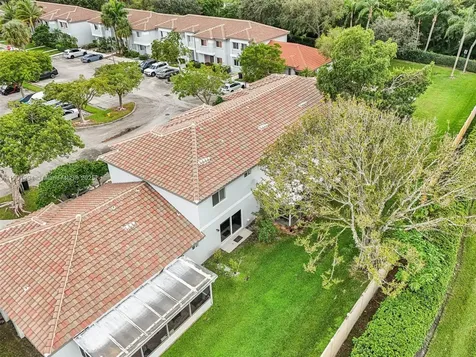 20888 NW 1st Street Pembroke Pines FL 33029