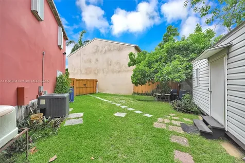 11953 SW 268th Terrace Miami FL 33032