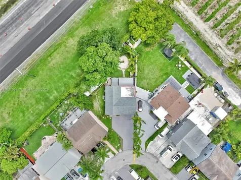 11953 SW 268th Terrace Miami FL 33032