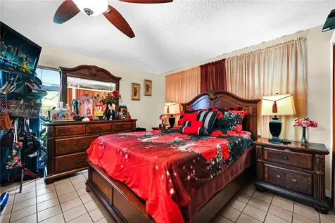 11953 SW 268th Terrace Miami FL 33032