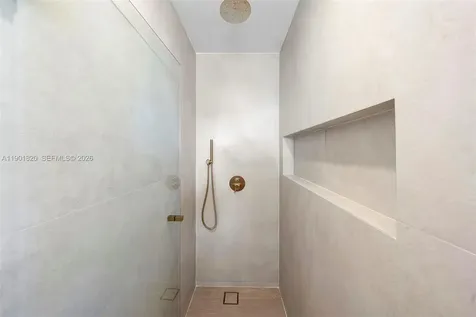 10945 SW 75th Court Pinecrest FL 33156