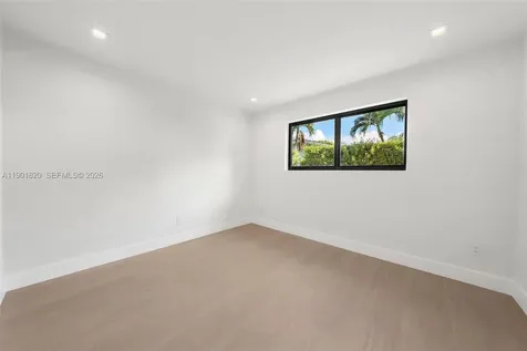 10945 SW 75th Court Pinecrest FL 33156