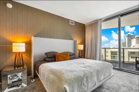 4111 S Ocean Drive Hollywood FL 33019