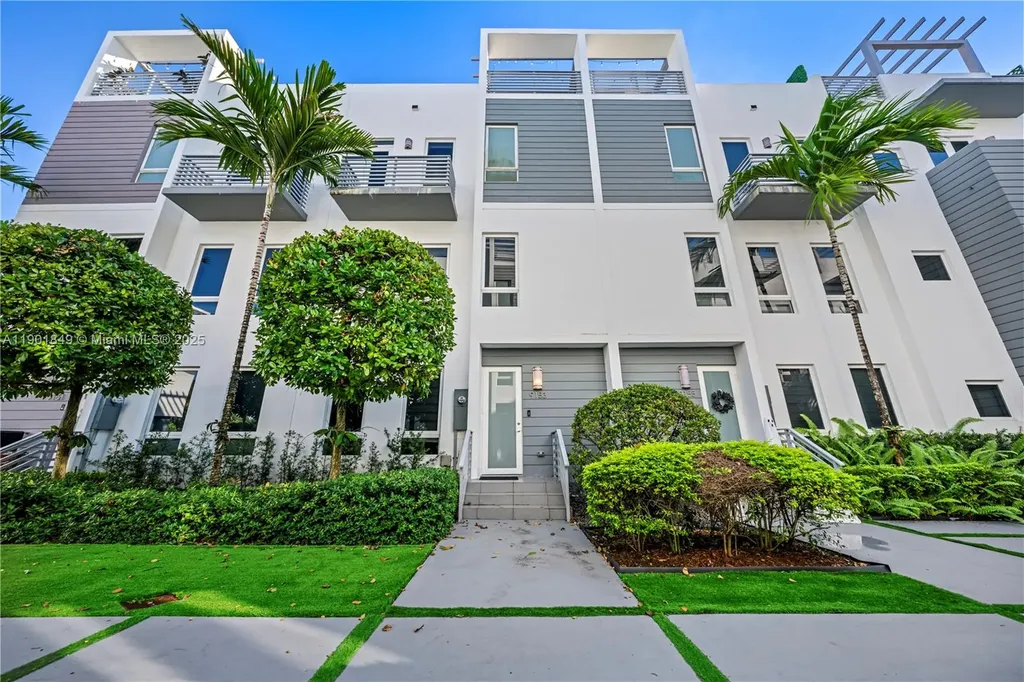 9153 NW 33rd Street Doral FL 33172