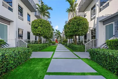 9153 NW 33rd Street Doral FL 33172