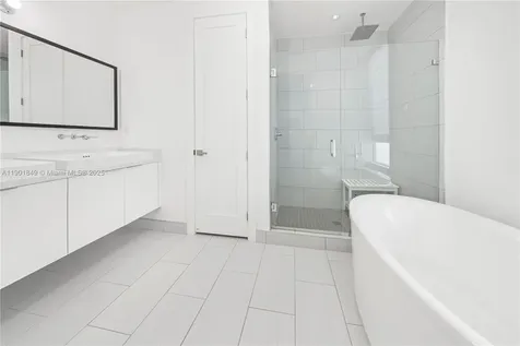 9153 NW 33rd Street Doral FL 33172