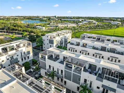 9153 NW 33rd Street Doral FL 33172