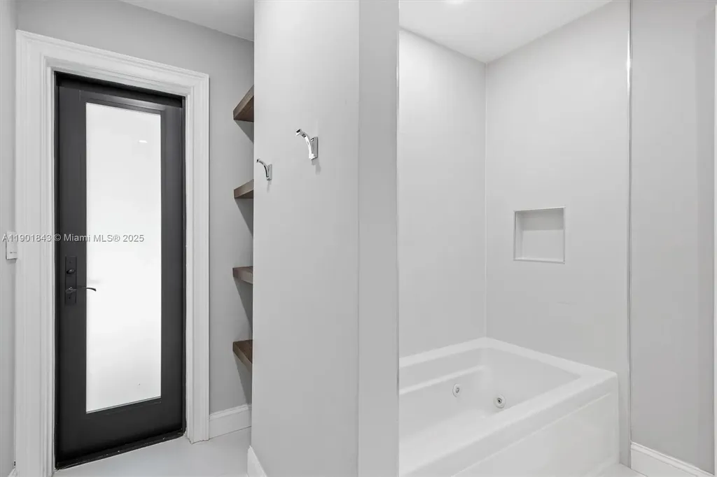 10388 NW 5th Court Coral Springs FL 33071