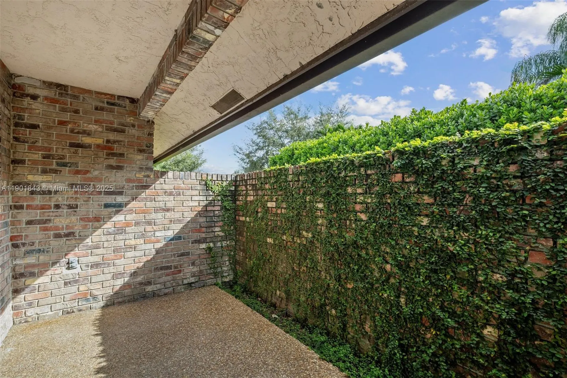 10388 NW 5th Court Coral Springs FL 33071