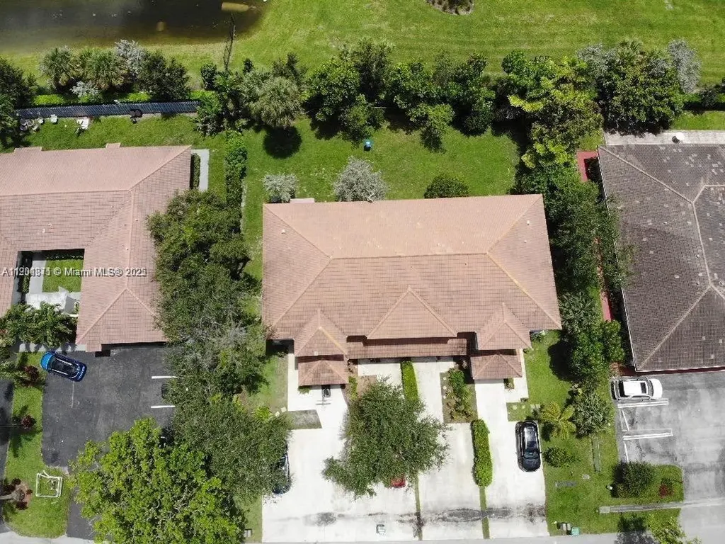 8706 NW 38th Drive Coral Springs FL 33065