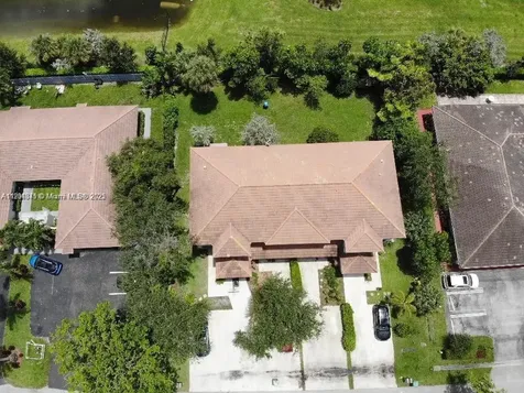 8706 NW 38th Drive Coral Springs FL 33065