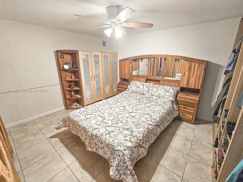 917 N 26th Avenue Hollywood FL 33020
