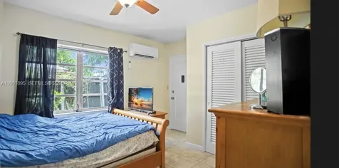 917 N 26th Avenue Hollywood FL 33020