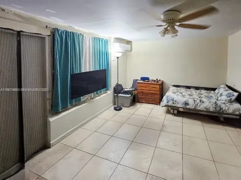 917 N 26th Avenue Hollywood FL 33020