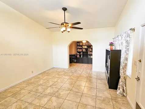 917 N 26th Avenue Hollywood FL 33020