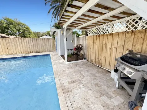 9424 SW 52nd Street Cooper City FL 33328