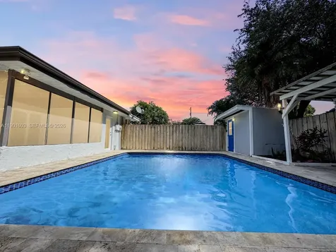 9424 SW 52nd Street Cooper City FL 33328