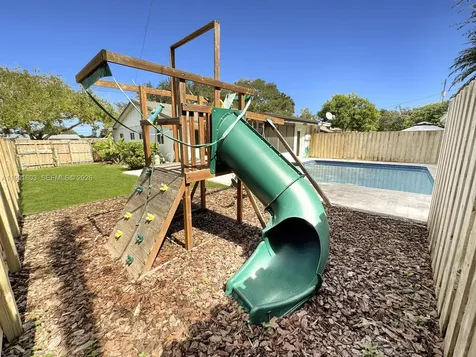 9424 SW 52nd Street Cooper City FL 33328