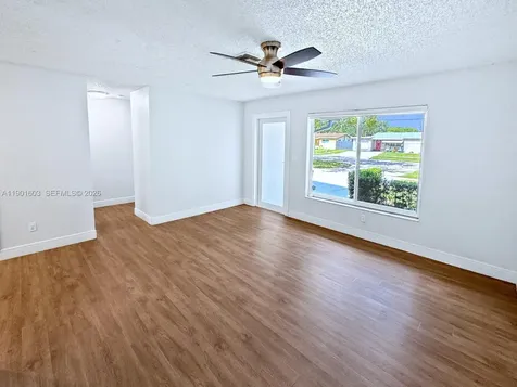 9424 SW 52nd Street Cooper City FL 33328