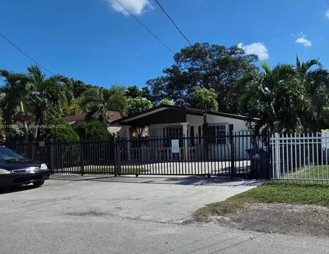 2936 NW 47th Street Miami FL 33142