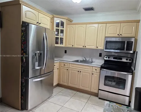 2936 NW 47th Street Miami FL 33142