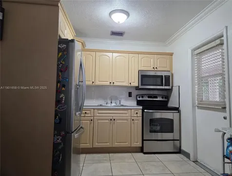 2936 NW 47th Street Miami FL 33142