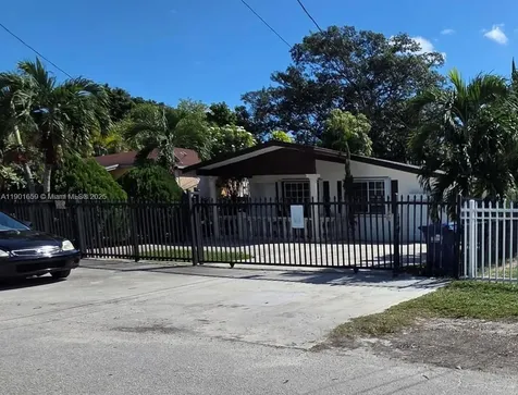 2936 NW 47th Street Miami FL 33142