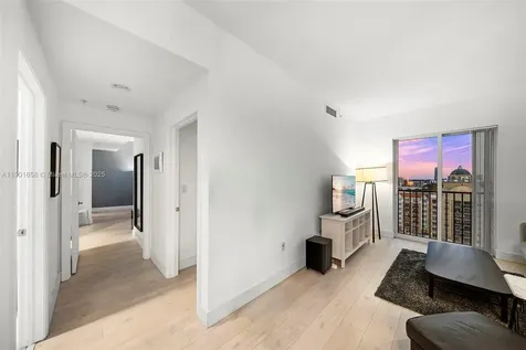 10 Aragon Avenue Coral Gables FL 33134