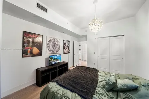 10 Aragon Avenue Coral Gables FL 33134