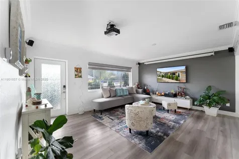 820 SW 17th Avenue Miami FL 33135