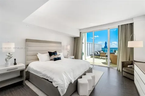 4391 Collins Avenue Miami Beach FL 33140