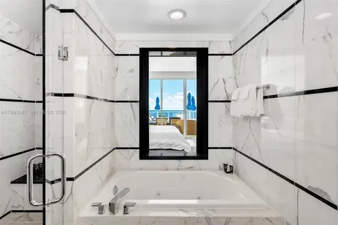 4391 Collins Avenue Miami Beach FL 33140