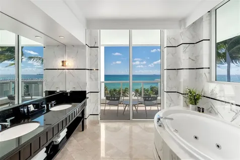 4391 Collins Avenue Miami Beach FL 33140
