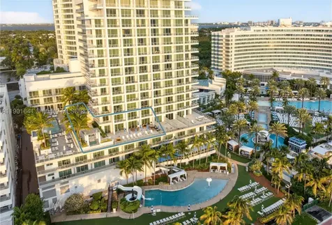 4391 Collins Avenue Miami Beach FL 33140