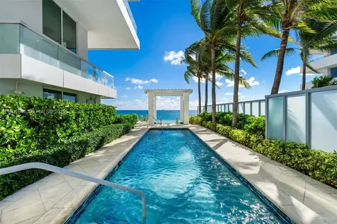 4391 Collins Avenue Miami Beach FL 33140
