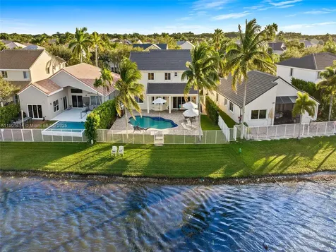 1206 Falls Boulevard Weston FL 33327
