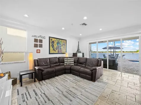 1206 Falls Boulevard Weston FL 33327